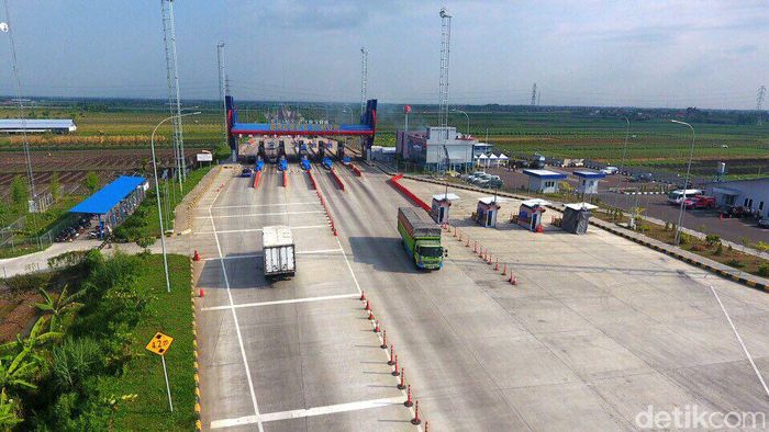 Tol Trans Jawa/Foto: Muhammad Abdurrosyid Tol Trans Jawa/Foto: Muhammad Abdurrosyid