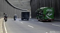 Saat ini arus lalu lintas Nagreg masih sepi, tidak ada penumpukan kendaraan.