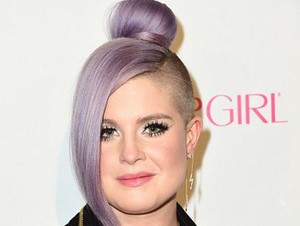 Cerita Kelly Osbourne yang Pernah Di-bully Gara-Gara Rambut Ungu