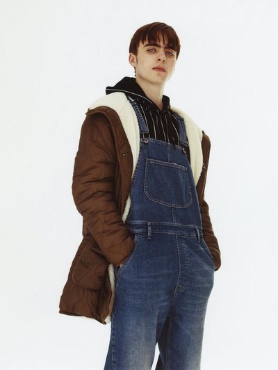 Lennon Gallagher jadi model Topman. Foto: Dok. Topman Lennon Gallagher jadi model Topman. Foto: Dok. Topman