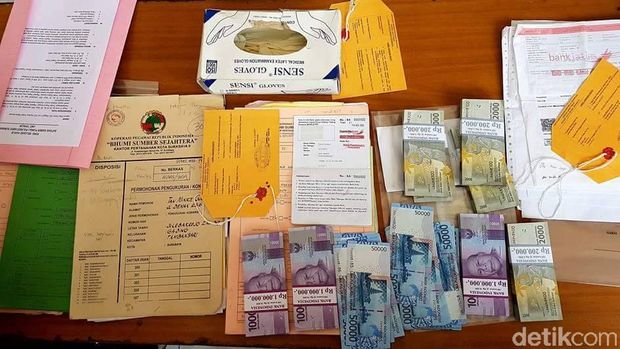 Ini Barang Bukti OTT Pegawai BPN Surabaya 2