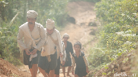 Traveler juga bisa mengunjungi dan bertemu suku Baduy Dalam. Banyak pelajaran berharga tentang kehidupan mereka (Muhammad Zaky Fauzi Azhar/detikTravel)