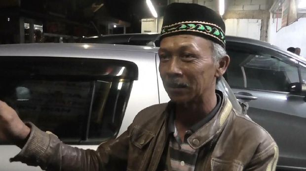 Tokoh masyarakat di Kampung Sukamaju, Itang Sutisna