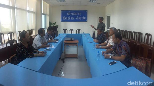695 Nelayan Pencuri Ikan yang Dipulang dari Indonesia Tiba di Vietnam