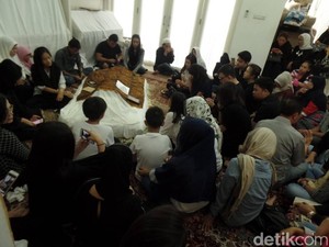 Ririn Ekawati Tak Punya Firasat Suami akan Meninggal Dunia