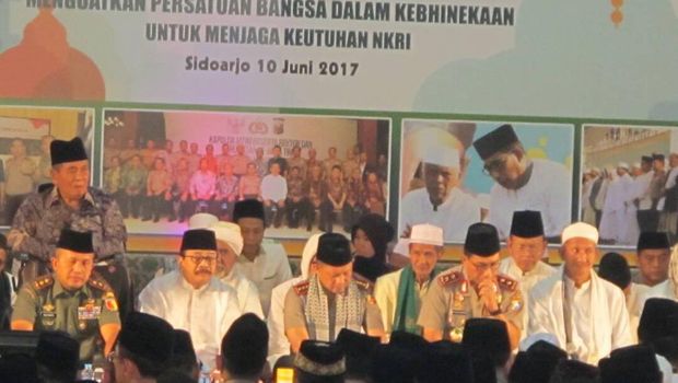 Kapolri Jenderal Tito Karnavian di Ponpes Progresif Bumi Shalawat Sidoarjo