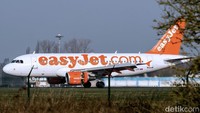 Foto: Jika ditelusuri data sejarahnya, maskapai bujet dari Inggris, Easyjet termasuk maskapai yang incident-free alias tidak pernah mengalami insiden berarti. Maskapai murah, tak berarti murahan untuk urusan keselamatan. (AFP)
