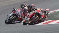Dalam balapan yang dilangsungkan Minggu (11/6/2017) kemarin Dani Pedrosa sempat memimpin balapan. Namun dia tak bisa mempertahankan posisi tersebut sampai garis finis (Foto: Mirco Lazzari gp/Getty Images).