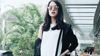 Maudy Ayunda selalu tampil stylish. Dok. Instagram/maudyayunda