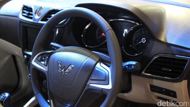 Fitur Unik di Wuling Confero S