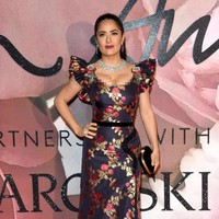 Selma Hayek attends The Fashion Awards 2016 on December 5, 2016 in London, United Kingdom.  (Photo by Stuart C. Wilson/Getty Images)