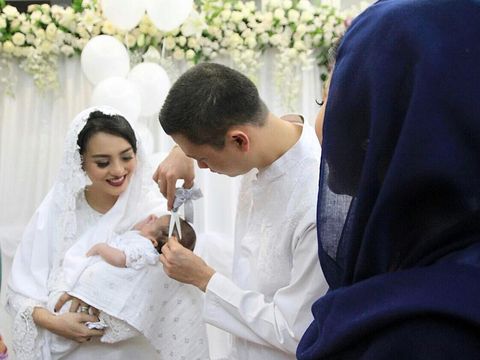 Haru! Mengenang Momen Mesra Ririn Ekawati Bersama Sang Suami