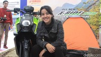 Yang paling parah, pengguna jalan yang dalam keadaan mabuk. Hal itu membuat gadis yang tinggal di Bandung, Jawa Barat ini tidak berani mengendarai motor sendiri di jalan raya.