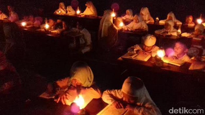 Nuzulul Quran, Para Santri di Solo Tadarus di Alam Terbuka