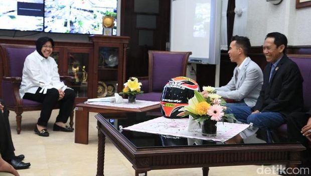 Ini Pujian Risma Saat Bertemu Pembalap Berprestasi Asli Surabaya
