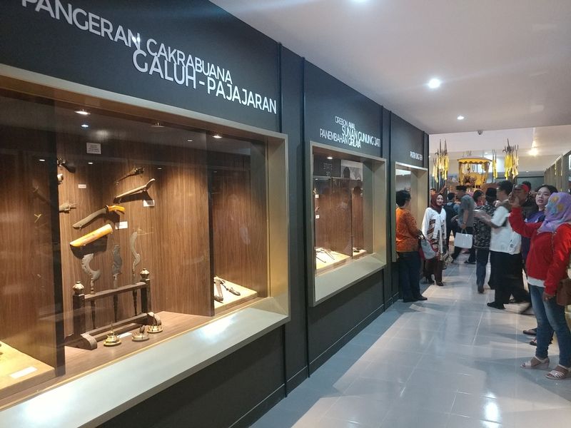 Koleksi Ajaib di Museum Modern Cirebon