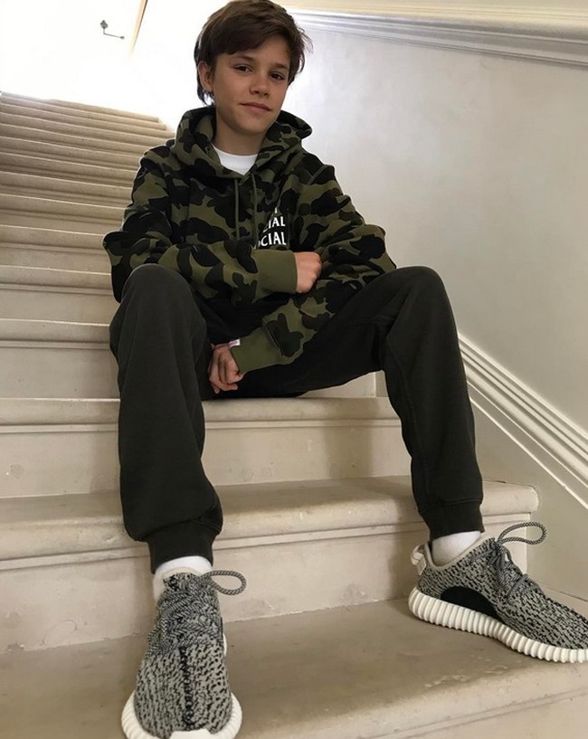 Kisah asmara Romeo Beckham selama ini tak pernah terendus media, sampai kini beredar kabar kalau putra pasangan David dan Victoria Beckham ini mengencani Millie Bobby Brown. Foto: Dok. Instagram/romeobeckham