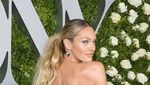 7 Potret Cantiknya Candice Swanepoel, Supermodel yang Dilirik Harry Styles
