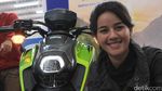 Rider Cantik, Garang di Sirkuit, Lumer di Jalan Raya