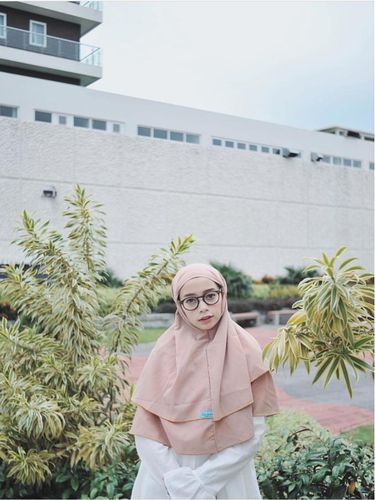 12 Hijab Wisuda Simpel Ini Bikin Kamu Makin Pd Untuk Tampil