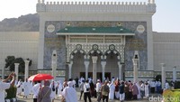 Jamaah yang penasaran dengan isi Kabah, bisa datang ke museum Masjidil Haram dan Masjid Nabawi. (Fitraya/detikcom)
