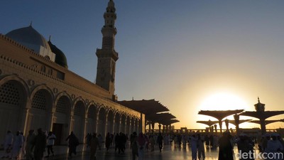 Keistimewaan Bagi Umat Islam, Melihat Sunrise di Masjid Nabawi
