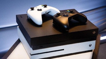 Urutan kelima ada Xbox One X. Kemunculan Xbox One X disambut sangat antusias oleh gamer. Hal ini dibuktikan dari pemesanan pre-order Xbox One X yang lebih cepat ketimbang Xbox One dahulu. Foto: Istimewa