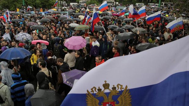 Unjuk rasa di Saint Petersburg