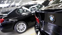  Dibanderol harga lebih tinggi dari mobil buatan Jepang, tentunya memiliki mobil Eropa menjadi kebanggaan tersendiri bagi pemiliknya. Foto: Rachman Haryanto
