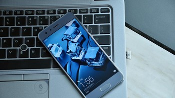 Huawei menggunakan layar DCI-P3 color space seperti digunakan pada iPhone 7 dan Galaxy S8. Foto: Honor 9