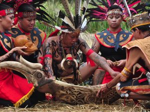 Nyobeng Sebujit, Ritual Cuci Tengkorak Tarik Wisman Perbatasan