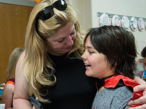 Edward, bocah pengidap leukemia dan ibunya, Melissa Chambers