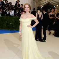 Jessica Chastain attends the Rei Kawakubo/Comme des Garcons: Art Of The In-Between Costume Institute Gala at Metropolitan Museum of Art on May 1, 2017 in New York City.  (Photo by Neilson Barnard/Getty Images)