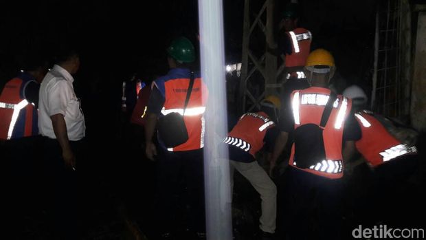 Gerbong Kereta Walahar yang Terbakar di Senen Berhasil Dievakuasi