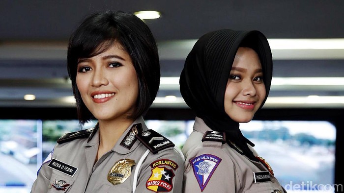 Sederet polwan kini ramai menghiasi layar kaca membawakan berita lalu lintas dari NTMC Polri.