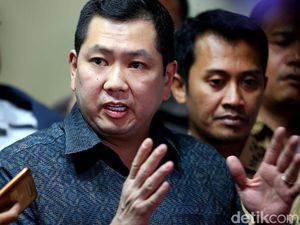 Proyek Disneyland Harry Tanoe-Trump, Mister Loo Kelola WC Danau Toba