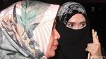 Firza Husein Bercadar Hitam di Polda Metro Jaya