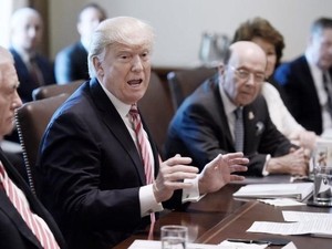 Jaksa 2 Negara Bagian AS Tuduh Trump Terima Uang Asing