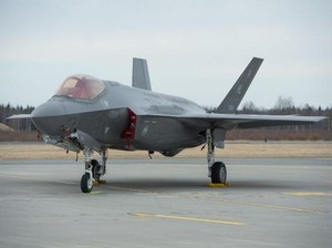 Ada Masalah Oksigen, Puluhan Jet Siluman AS Diistirahatkan