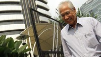 KPK menetapkan mantan Kepala Badan Penyehatan Perbankan Nasional (BPPN) Syafruddin Arsyad Tumenggung sebagai tersangka kasus dugaan tindak pidana korupsi dalam pemberian Surat Keterangan Lunas (SKL) kepada Sjamsul Nursalim.