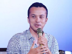 Nicholas Saputra Buka-bukaan Alasan Unggah Foto Traveling di Instagram