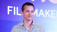Nicholas Saputra ditunjuk untuk menjadi juri dalam sebuah kompetisi film. Pool/Ismail/detikFoto.