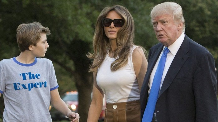 Melania Trump dan Barron Pindah ke Gedung Putih