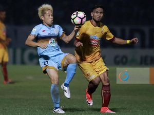 Ketangguhan Double Pivot Persela Akan Sulitkan Persipura