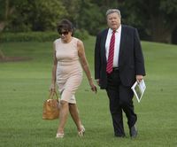 Ayah Melania Trump Datang ke Gedung Putih Bikin Netizen Terkejut, Ada Apa? 