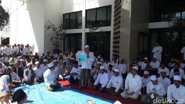 Ribuan Warga NU di Pasuruan Tolak Kebijakan 5 Hari Sekolah