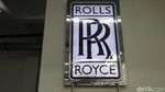 Markas Baru Porsche, Rolls-Royce di Jakarta