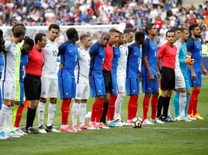 Kumandang Dont Look Back in Anger Jelang Prancis vs Inggris