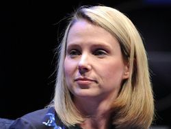 Momen Si Cantik Berotak Cemerlang Pimpin Yahoo