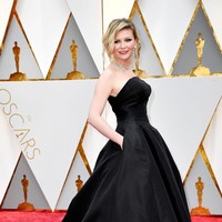 Kirsten Dunst menghadiri Annual Academy Awards ke-89 di Hollywood & Highland Center pada tanggal 26 Februari 2017 di Hollywood, California. (Foto: Frazer Harrison / Getty Images)